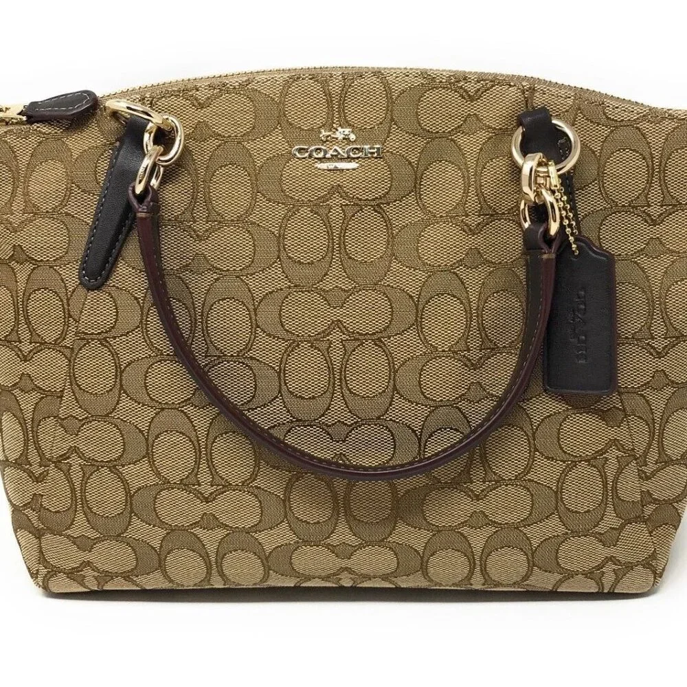 Like New Coach Kelsey Signature Khaki Shoulder Bag Purse - Picture 2 of 15